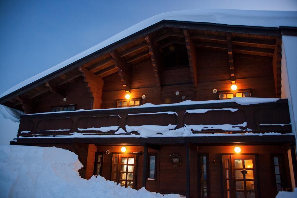 Hotel Snowball Chalet At Madarao Mountain à Iiyama Extérieur photo